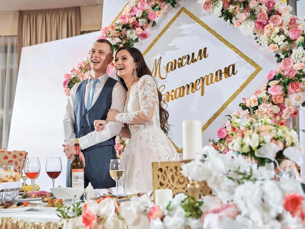 Основной зал — Ресторан La Ronde