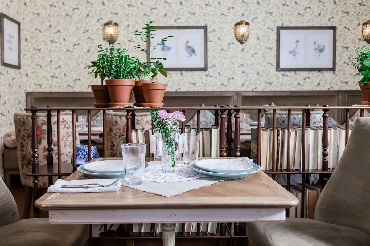 Малый зал — Ресторан Паштет