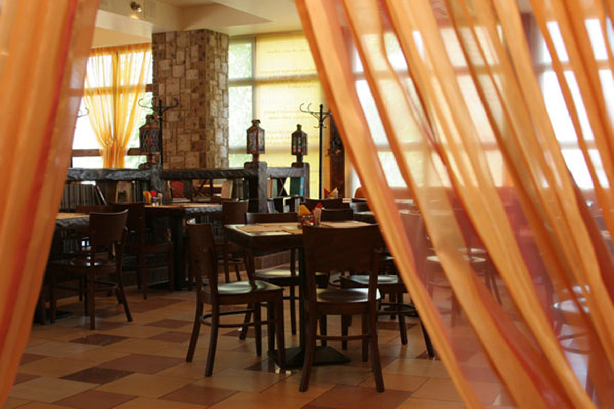 Основной зал — Кафе Библиотека