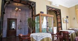 Основной зал