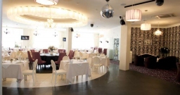 Основной зал