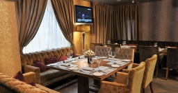 Основной зал