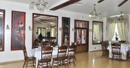 Основной зал