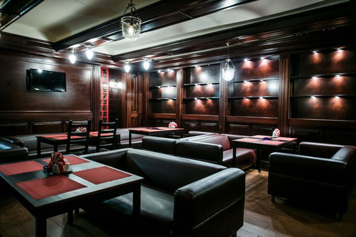 Основной зал — Mr. Pub