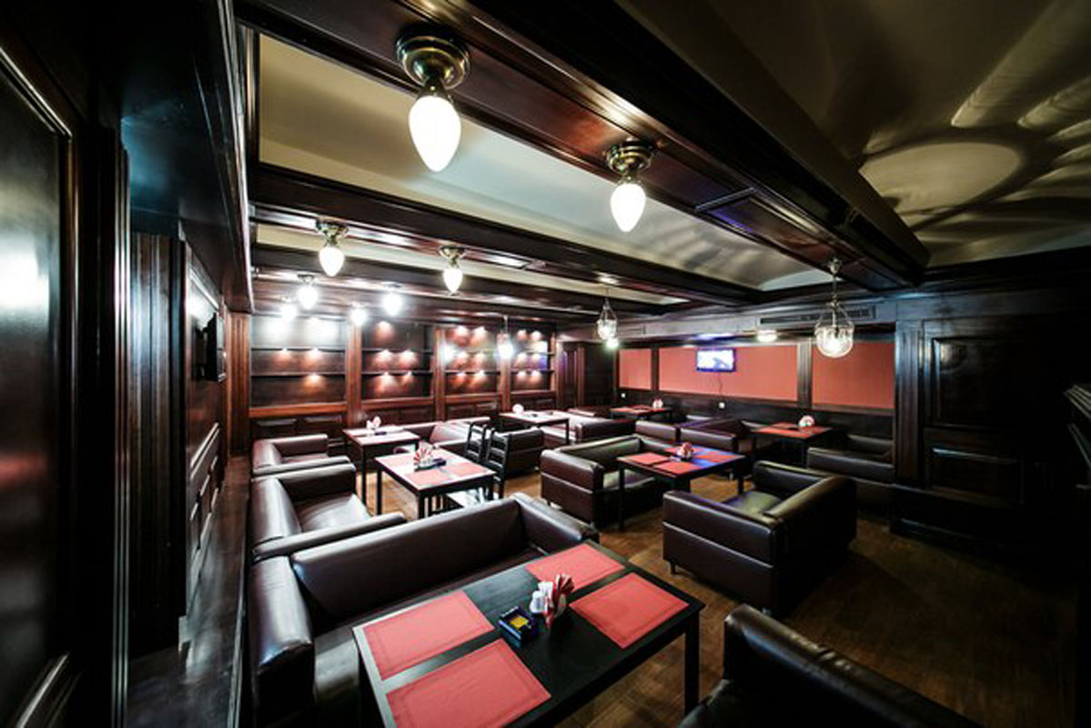 Основной зал — Mr. Pub