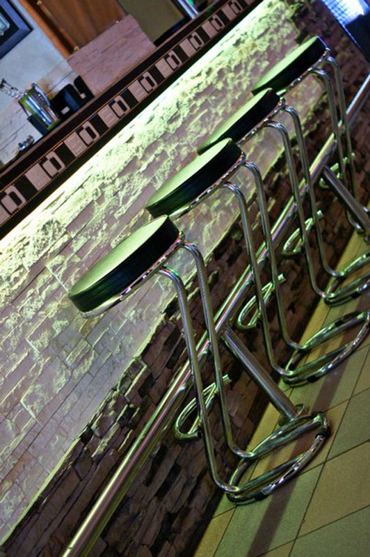 Основной зал — Караоке Romanoff bar