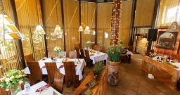 Внутренний зал — интерьер зала