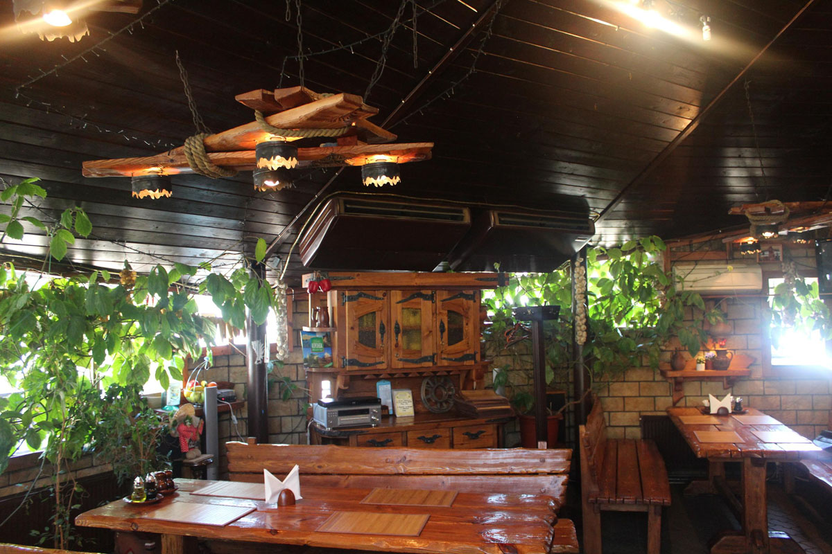 Веранда — Две Хижины