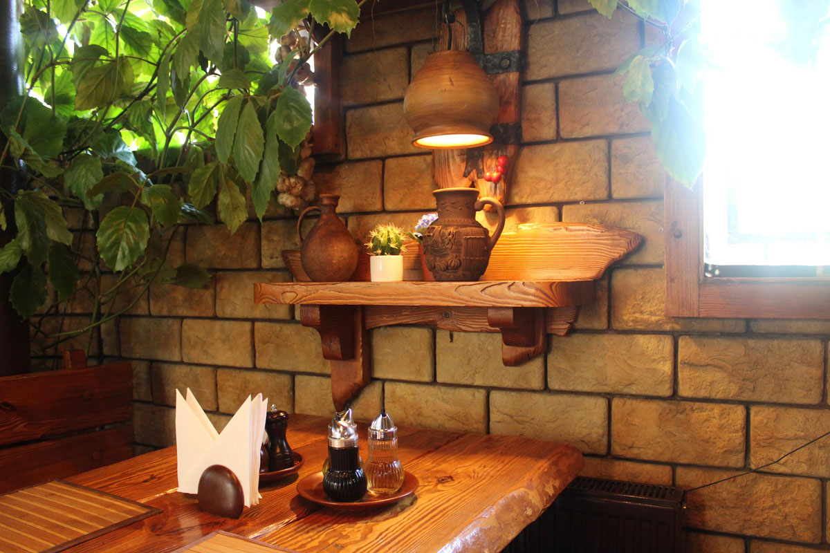 Веранда — Две Хижины