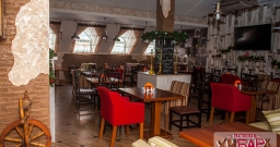 Основной зал 