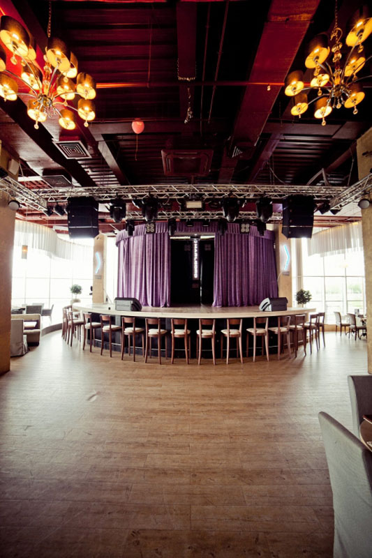 Основной зал — Ресторан-бар Облака