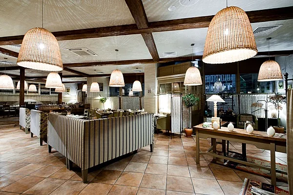 Trattoria Formaggi, Основной зал — фото