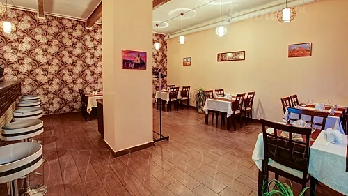 Малый зал — Фараон, Москва