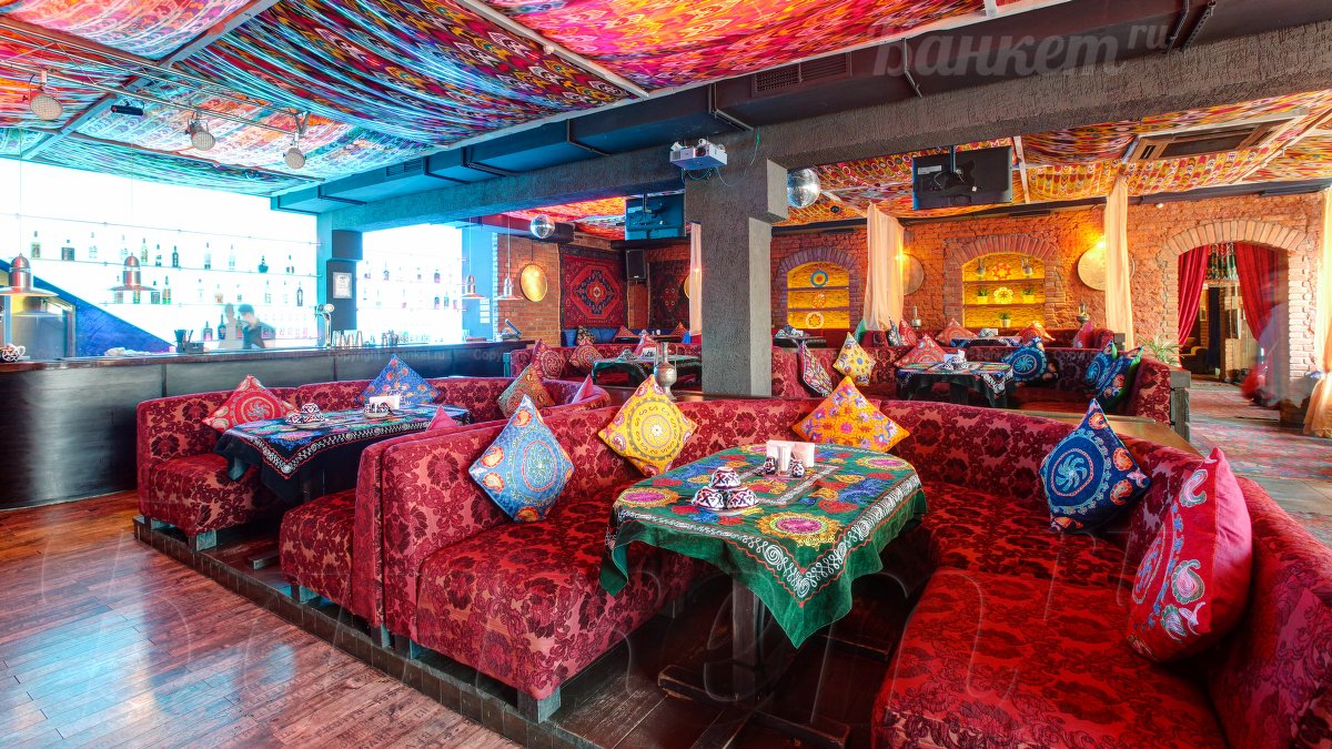 Караван Чайхана — Зал 1, фото банкетного зала