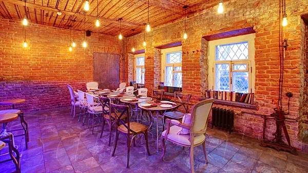 Sleepy Tom fusion-bar & boutique  hotel, Общий зал — фото