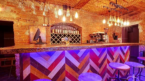 Sleepy Tom fusion-bar & boutique  hotel, Общий зал — фото
