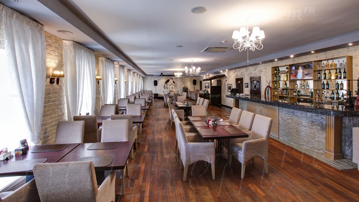 Верхний зал (Марксистская улица, 20, стр.1) — Гамбринус