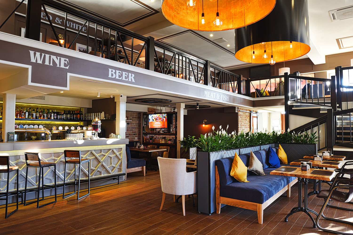 Основной зал с 2-я этажами (ул. Профсоюзная, 142к1)  — фото 5