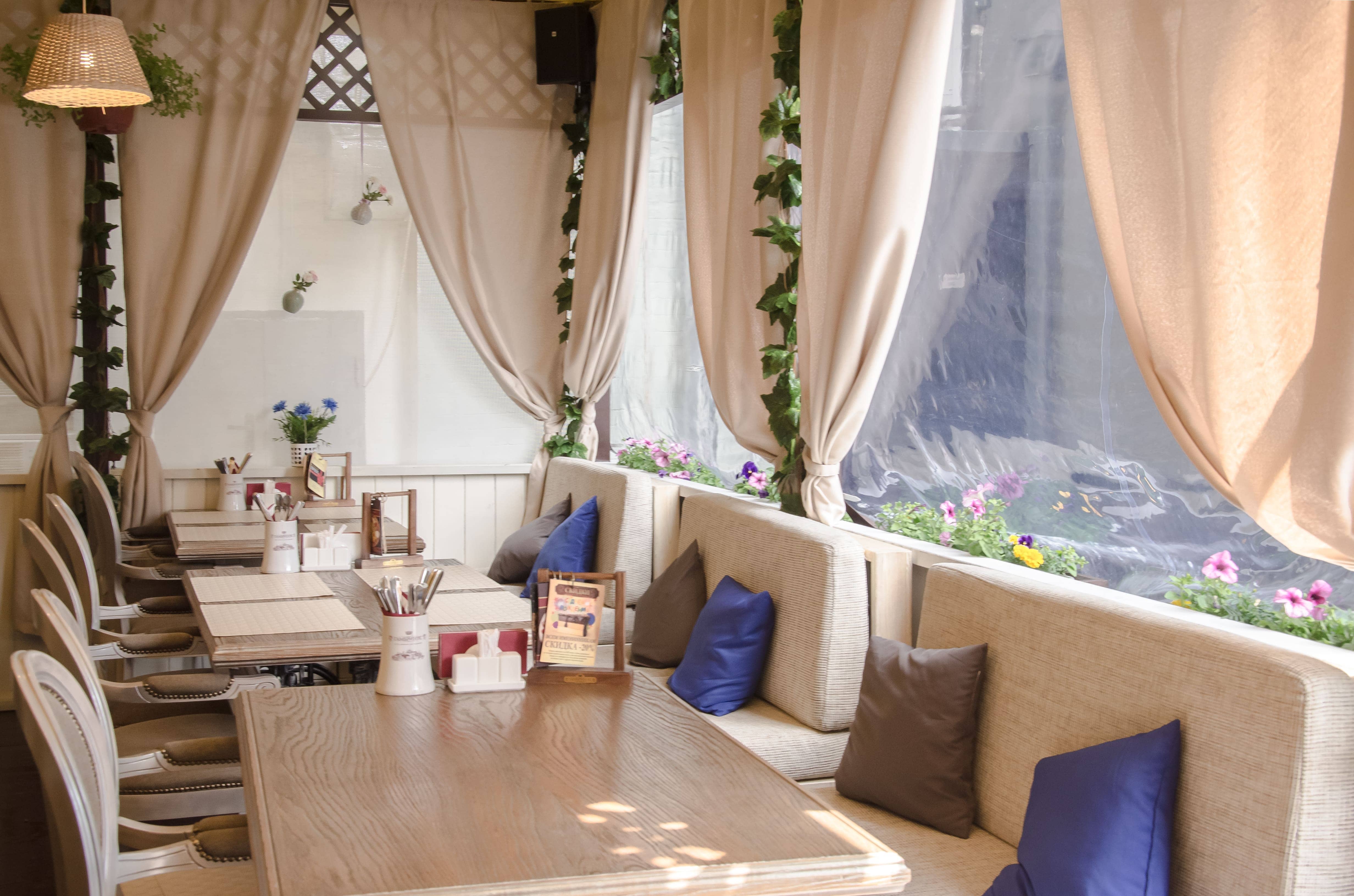 Летняя веранда на Парке Культуры (Зубовский бульвар, 13с2) — Гамбринус