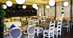 Летняя веранда на Парке Культуры (Зубовский бульвар, 13с2) — интерьер зала