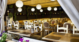 Летняя веранда на Парке Культуры (Зубовский бульвар, 13с2) — подробнее о зале