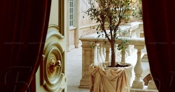 Флорентийский дворик — подробнее о зале