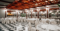 Каминный зал