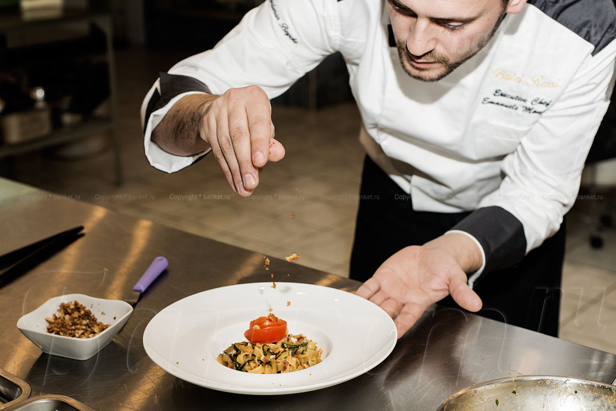 Основной Зал — Ресторан в гостинице Юность