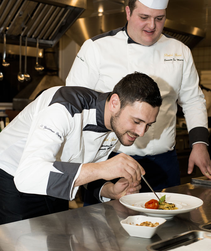 Основной Зал — Ресторан в гостинице Юность