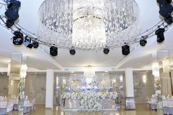 Большой зал — подробнее о зале