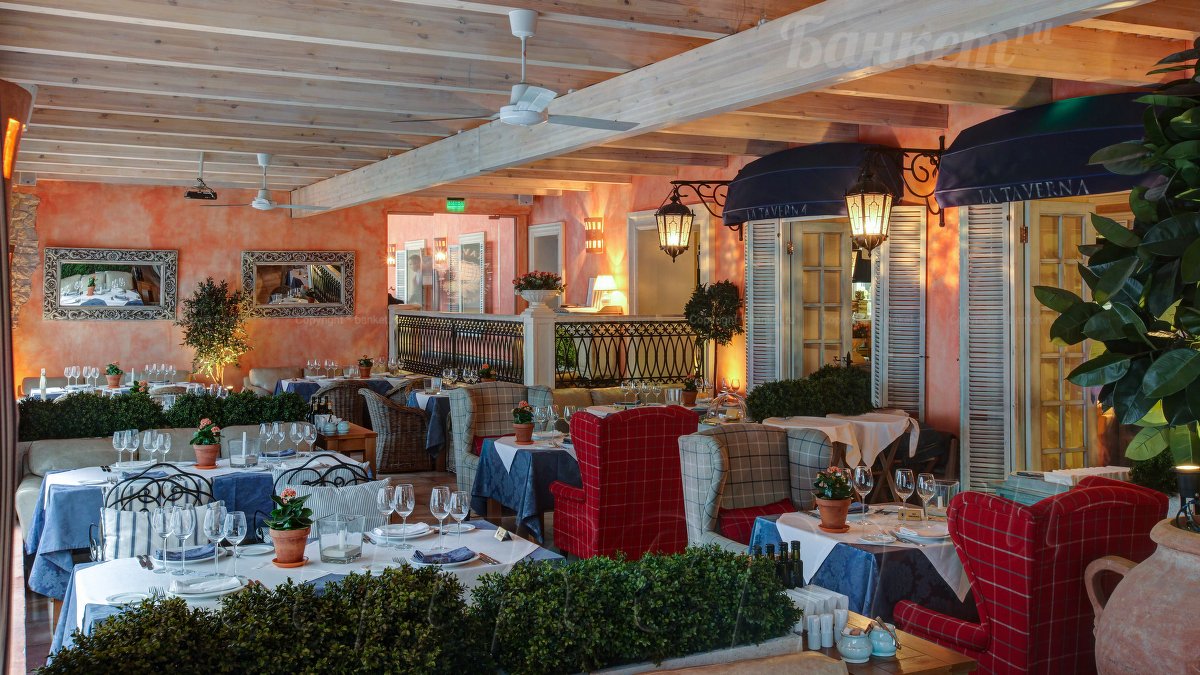 Веранда — Ресторан La Taverna