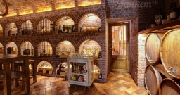 Винный погреб — интерьер зала