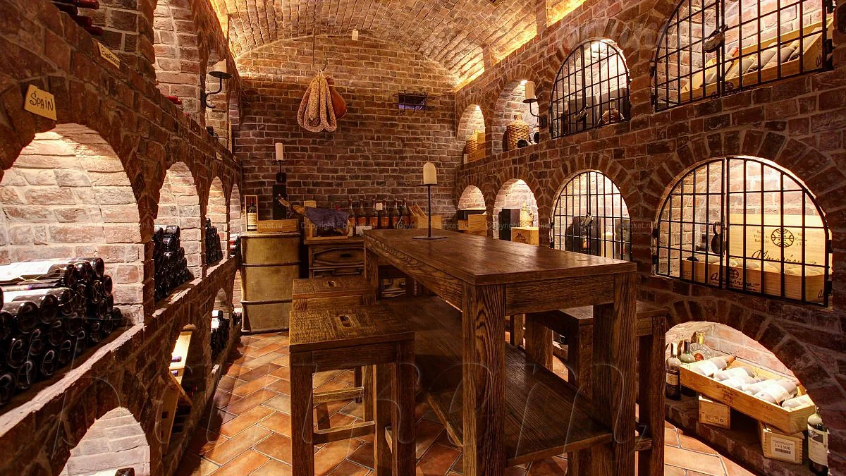 Винный погреб — банкетный зал Ресторан La Taverna, фото