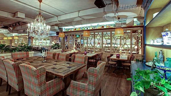 Ресторан домашней грузинской кухни Кувшин, Основной зал — фото