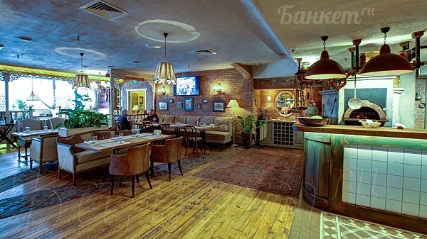 Ресторан домашней грузинской кухни Кувшин, Основной зал — фото