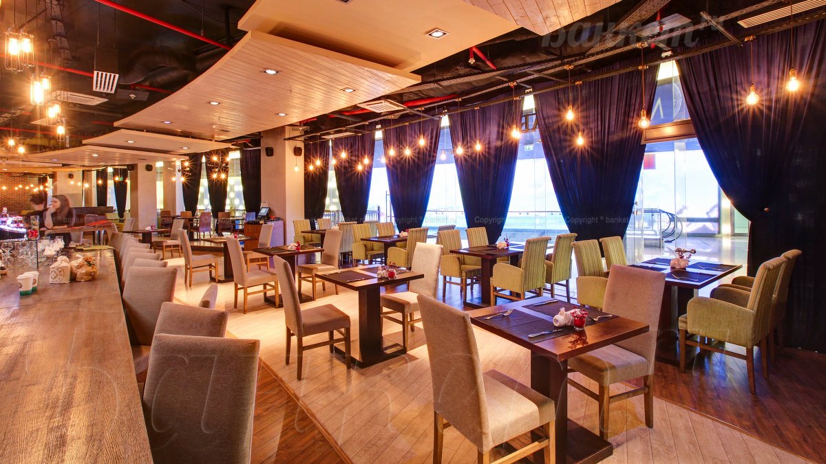 Основной зал — Тапас Марбелья