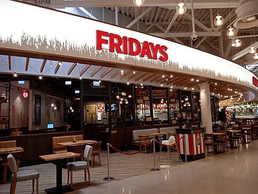 TGI Fridays, Зал — фото