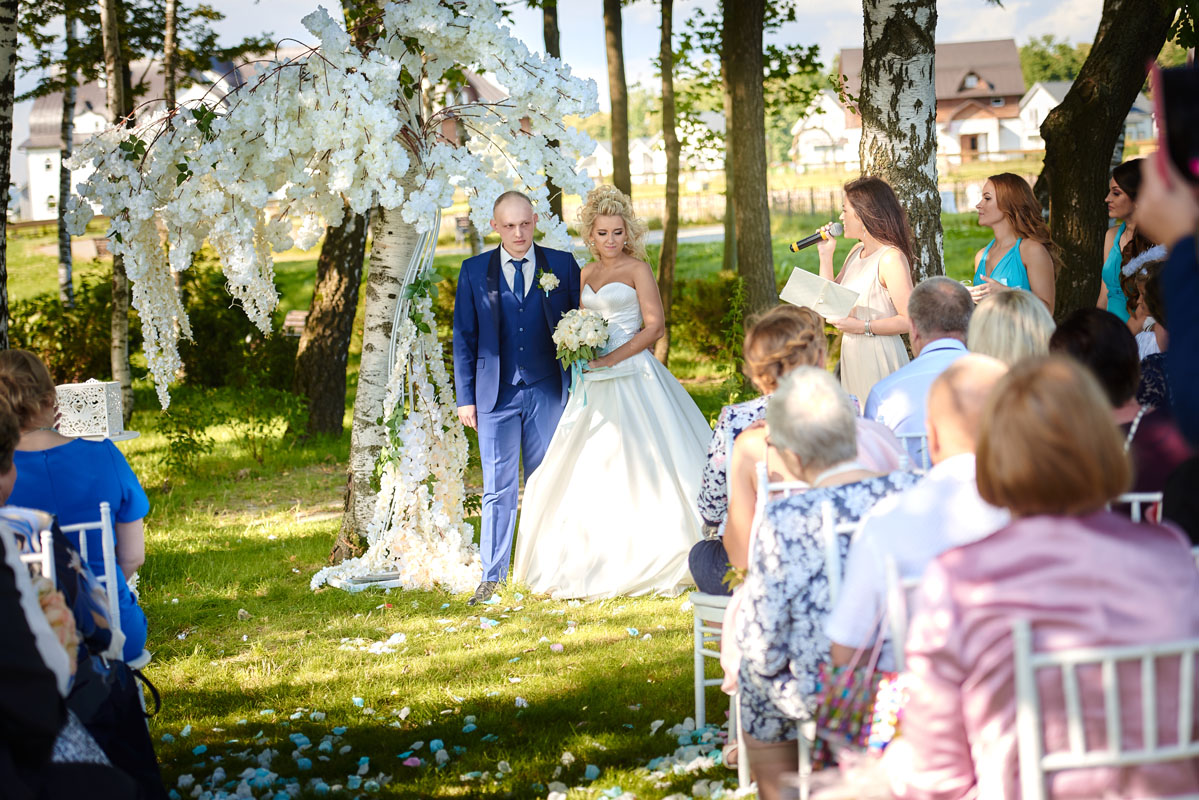 Выездные церемонии — Шатер Русская сказка в парке развлечений Русь