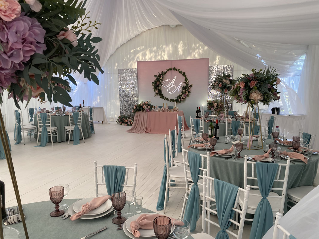 Шатер Русская сказка — Шатер Русская сказка в парке развлечений Русь