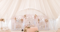 Шатер Площадь города мастеров Шатер Площадь города мастеров — интерьер зала