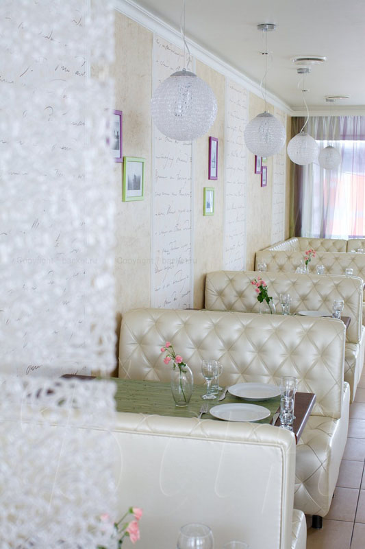 Основной зал — Кафе Bazilic / Базилик 