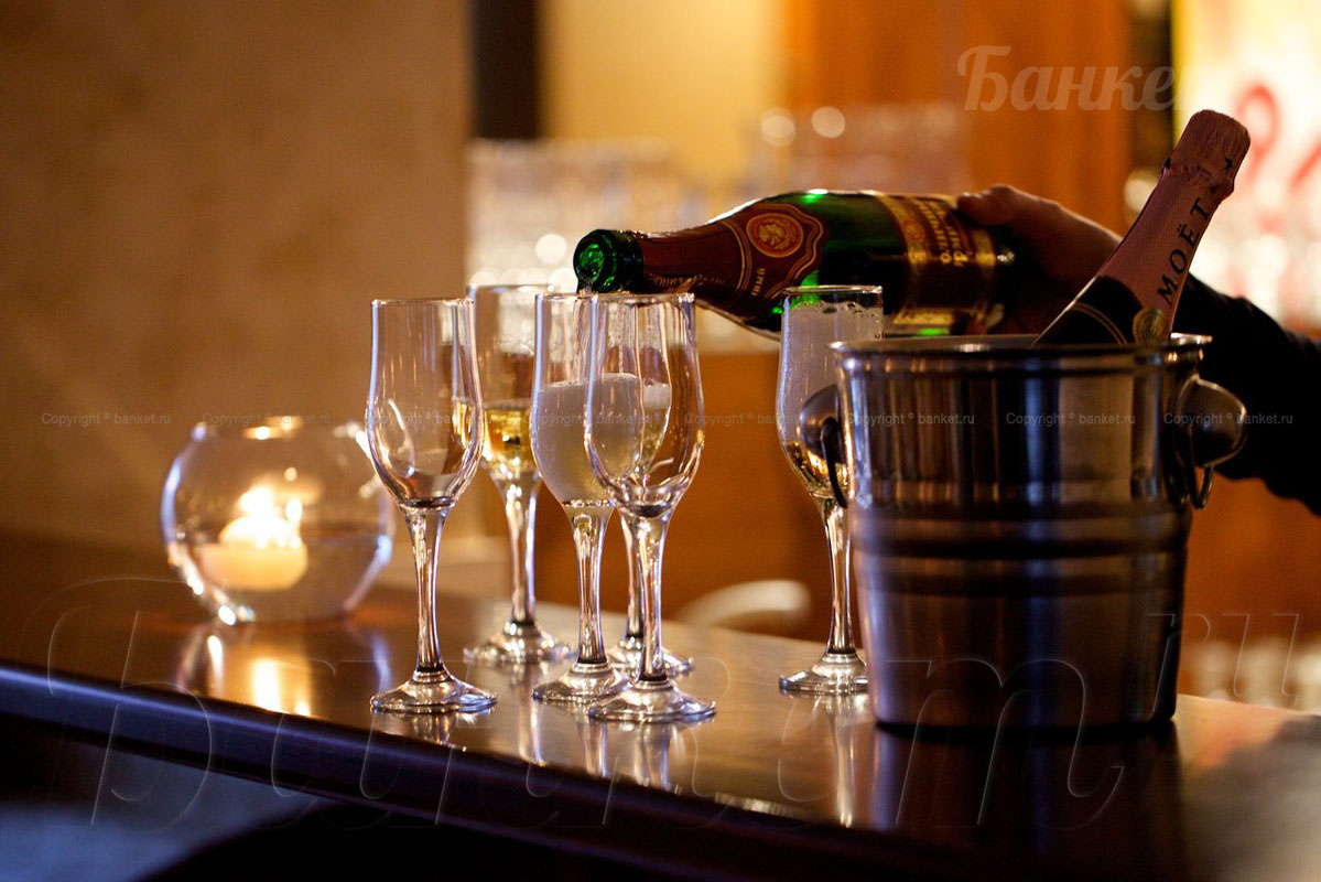 Основной зал — Кафе Bazilic / Базилик 