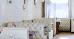 Основной зал