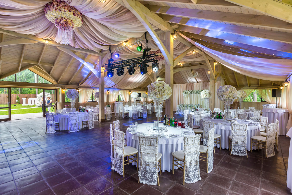 Шатёр Еловый — Голицын Клуб