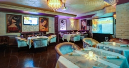 Ресторан - Караоке — интерьер зала