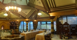 Восточный зал, 1-й этаж Восточный зал, 1-й этаж — интерьер зала