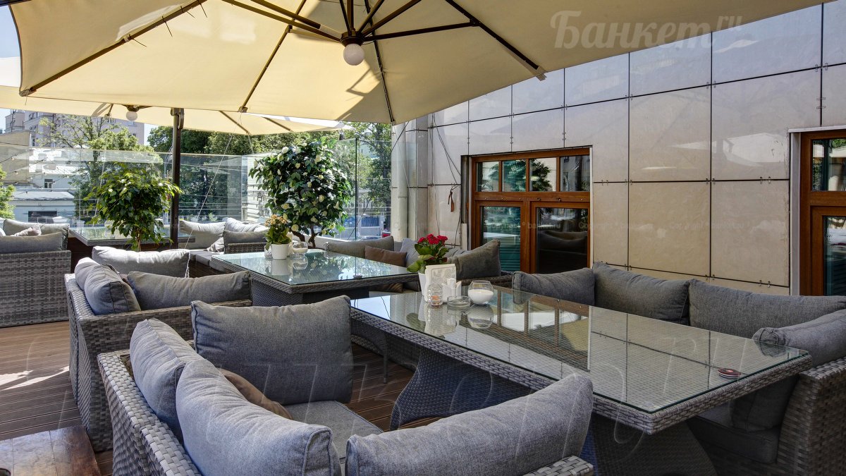 Веранда — Ресторан-бар-караоке Atmosphere