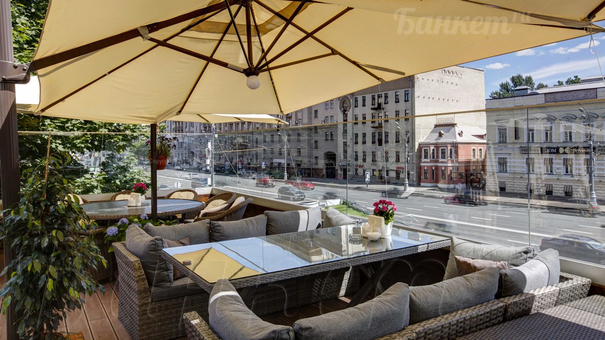 Веранда — Ресторан-бар-караоке Atmosphere