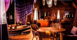 Караоке — интерьер зала