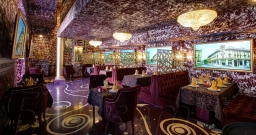 Основной зал — интерьер зала